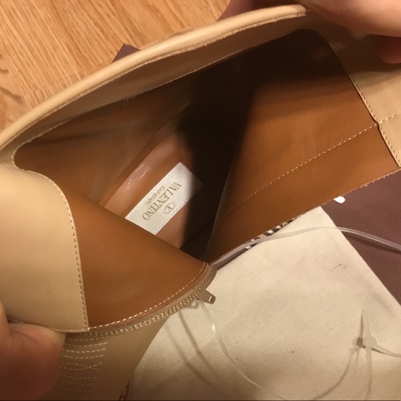 Valentino Woman Leather Ankle Boots Beige ... - Picture 6 of 8